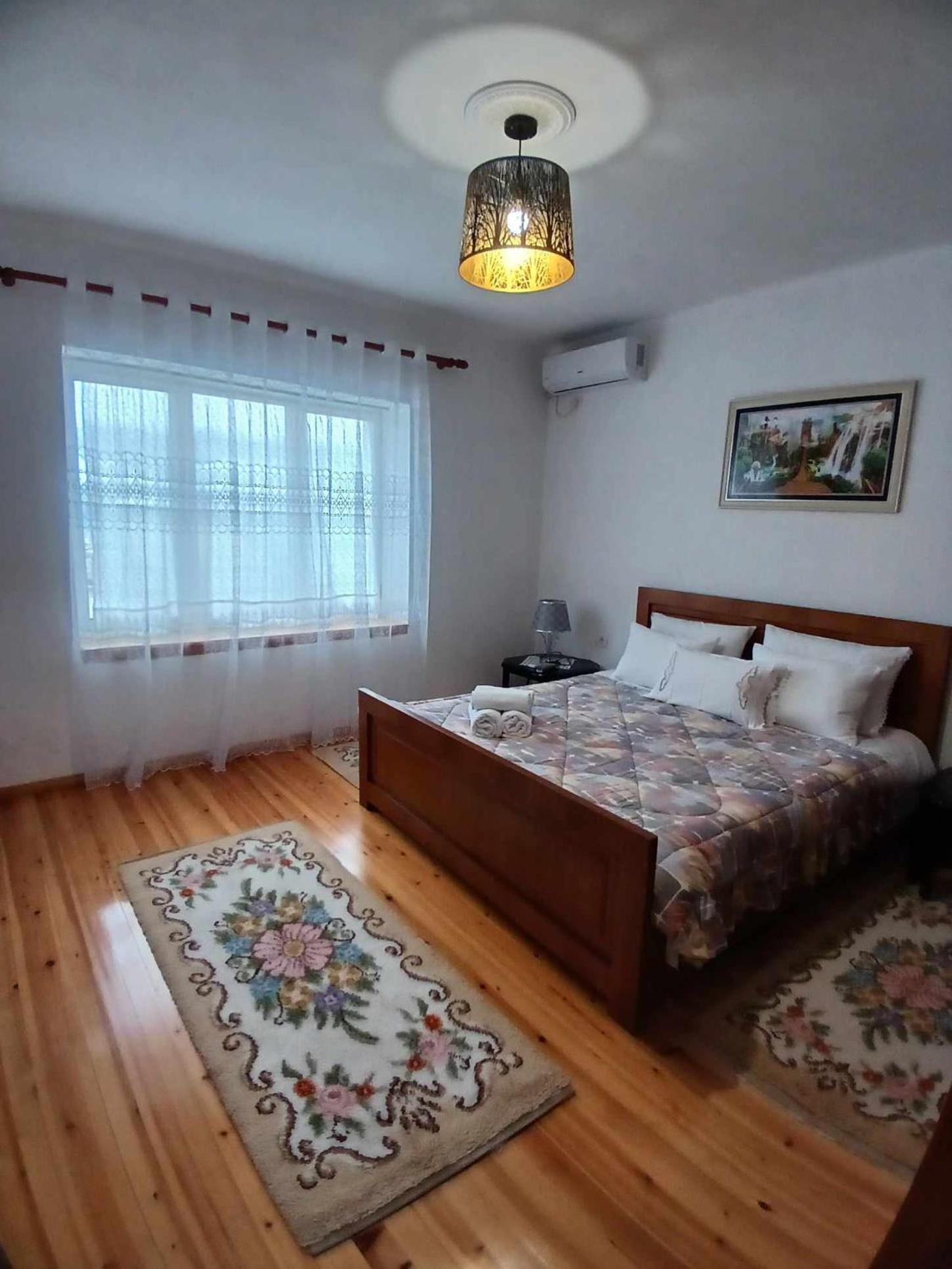 Eniguesthouse Gjirokastër Екстериор снимка
