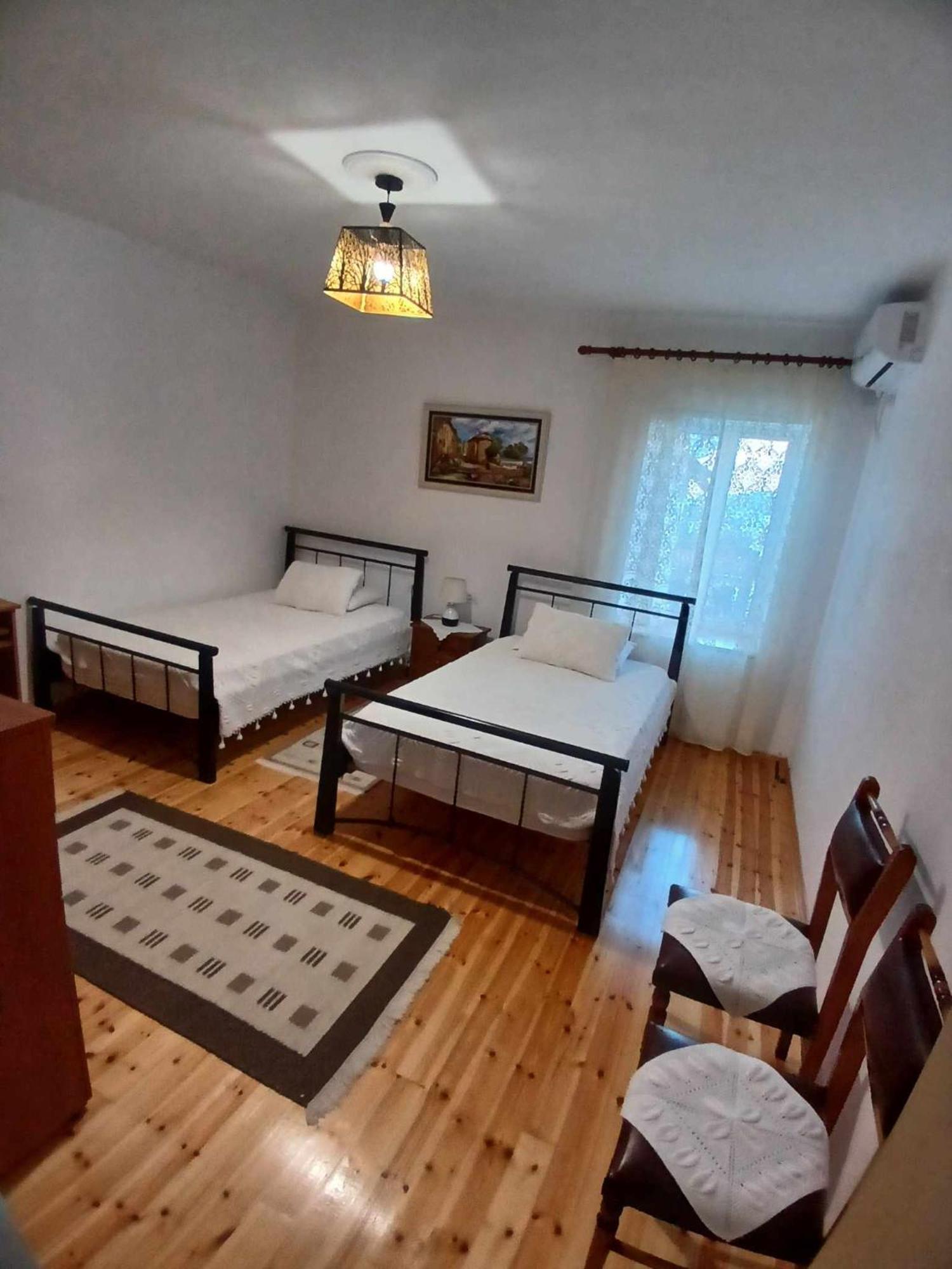 Eniguesthouse Gjirokastër Екстериор снимка