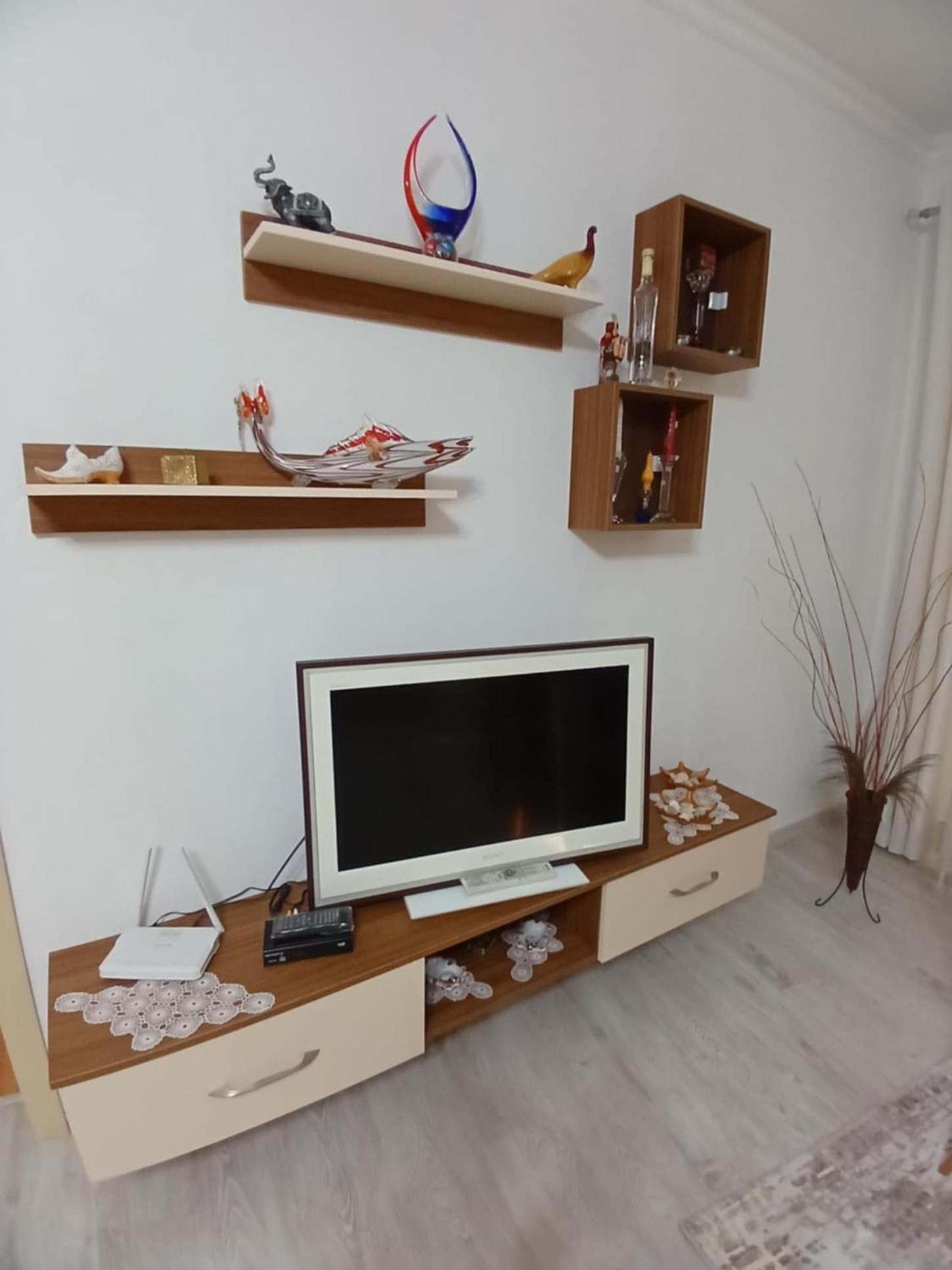Eniguesthouse Gjirokastër Екстериор снимка